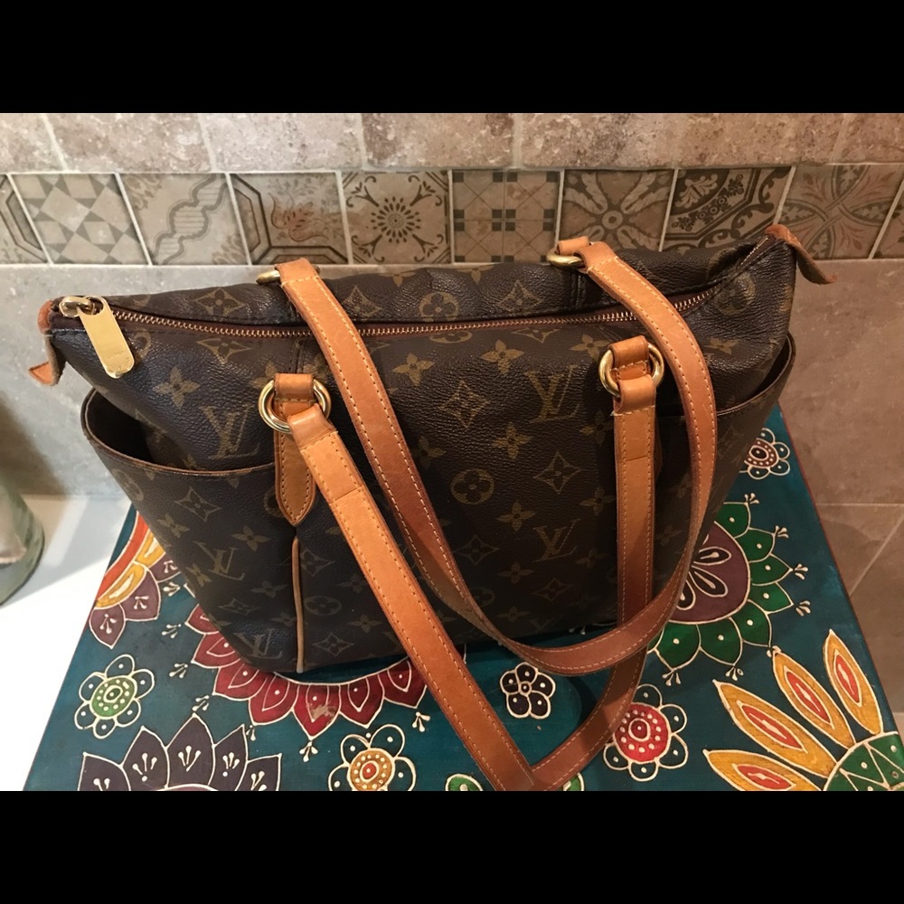 Louis Vuitton Totally Monogram PM